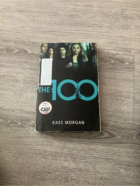 3/$15 The 100 by Kass Morgan - Teal & Black Paperback